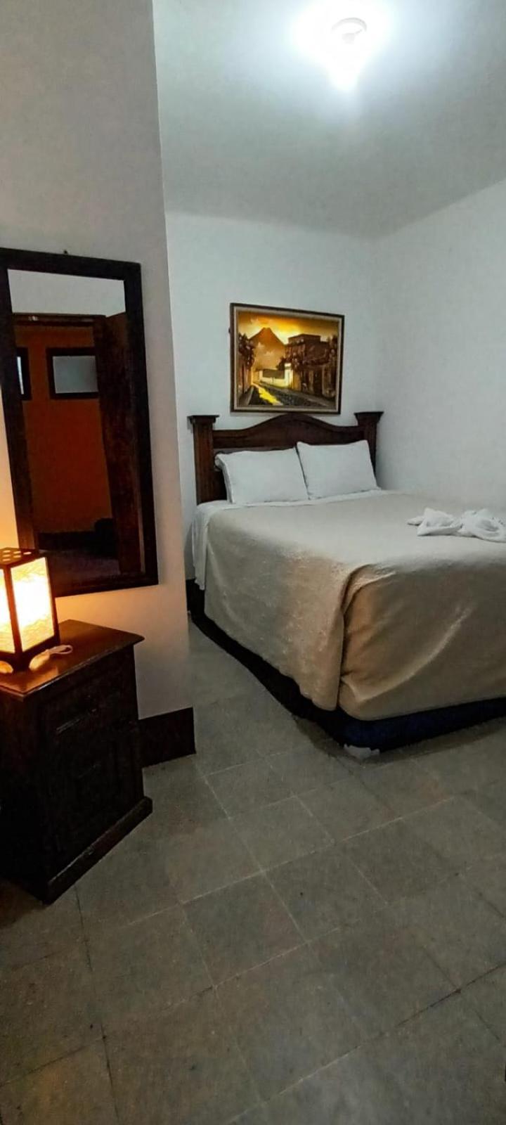 Hotel San Sebastian Antigua Exteriör bild